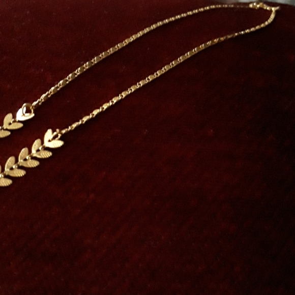 Necklace - Picture 7 of 9